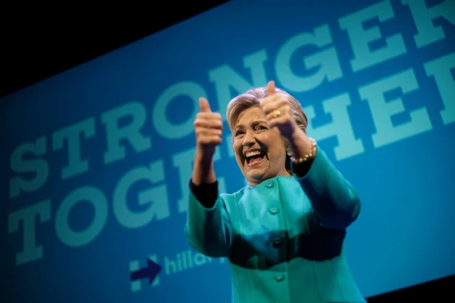 La candidate démocrate Hillary Clinton en campagne le 14 octobre 2016 à Seattle