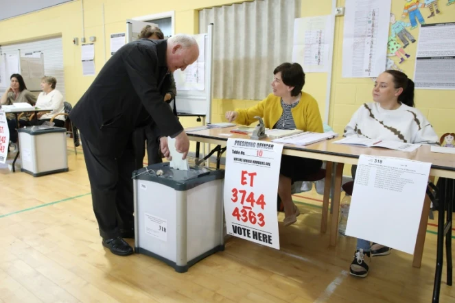 Dans un bureau de vote à Dublin, le 24 mai 2019