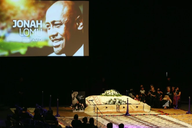Le cercueil de Jonah Lomu lors d'un hommage traditionnel à Auckland, le 28 novembre 2015