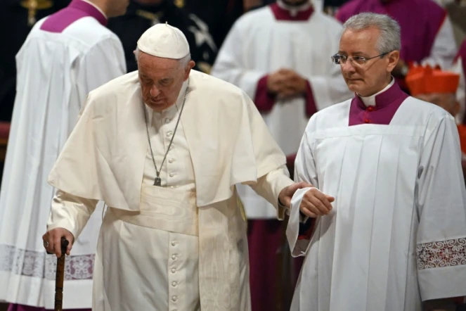 Le pape François a exprimé son "grand regret" de ne pouvoir entreprendre ce samedi son voyage initialement prévu en République Démocratique du Congo et au Soudan du Sud, reporté en juin sine die en raison de douleurs au genou