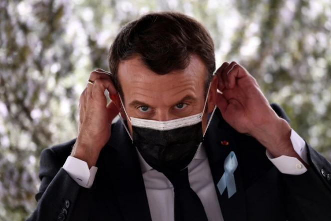 Emmanuel Macron le 2 avril 2021 dans un centre spécialisé sur l'autisme à Saint-Egrève