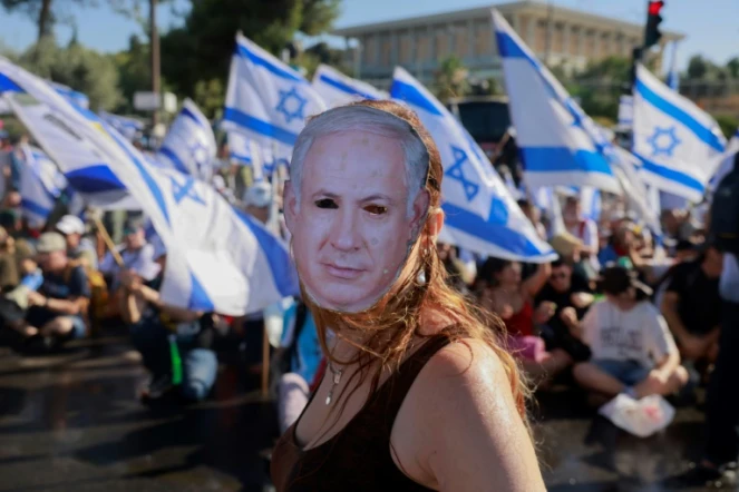 En Israël, la crise s'amplifie autour d'une réforme judiciaire qui divise