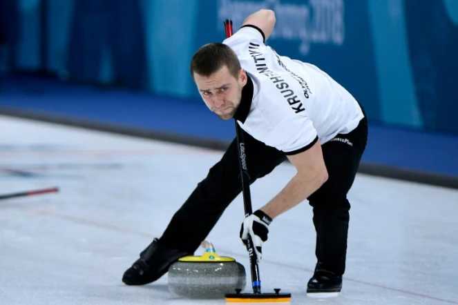 Le Russe Alexander Krushelnitsky et sa femme Anastasia Bryzgalova face au double mixte américain américain, à Pyeongchang, le 8 février 2018