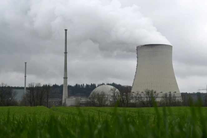 La centrale nucléaire d'Isar, à proximité de Landshut, en Bavière, dans le sud de l'Allemagne, le 14 avril 2023