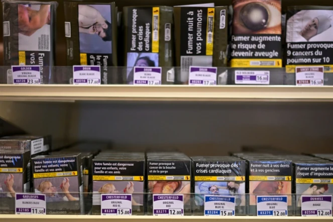 Malgré la diminution des ventes et du tabagisme en 2024, le chiffre d'affaires global du tabac atteint 19,3 milliards d'euros portée par la hausse des prix, selon l'OFDT