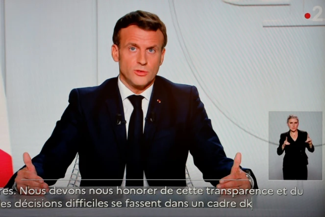 À l?Élysée, Emmanuel Macron annonce de nouvelles mesures visant à freiner la propagation de la pandémie de Covid-19, à Paris le 28 octobre 2020