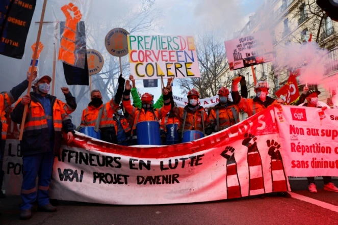 Manifestation le 4 février 2021 à Paris pour l'emploi et la défense des services publics, à l'appel de la CGT notamment