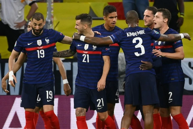 La joie des Français après un but contre son camp du défenseur allemand Mats Hummels, lors de leur match (groupe F) de l&rsquo;Euro 2020, le 15 juin 2021 à Munich