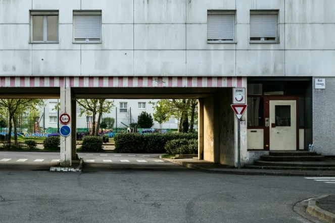 Un bâtiment du quartier de la Monnaie où un adolescent de 15 ans a été poignardé, le 10 avril 2024 à Romans-sur-Isère, dans la Drôme