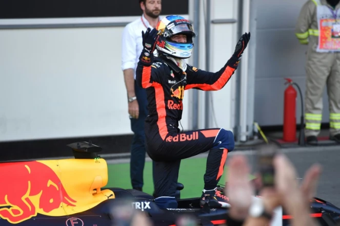 Le pilote Red Bull Daniel Ricciardo vainqueur du GP d'Azerbaïdjan sur le circuit urbain de Bakou, le 25 juin 2017
