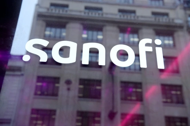 Le logo de Sanofi, le 4 février 2022 à Paris