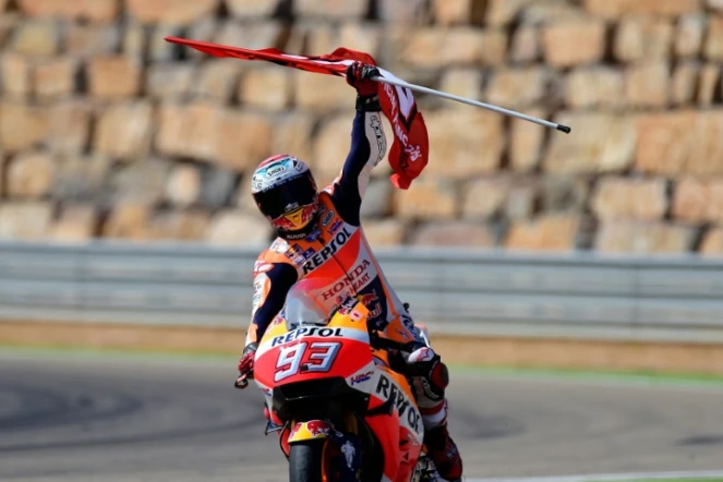 L'Espagnol Marc Marquez, Honda, remporte le GP d'Aragon de MotoGP sur le circuit d'Alcaniz le 25 septembre 2016