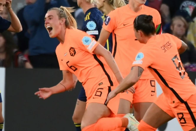 La Néerlandaise Jill Roord égalise face à la Suède à l'Euro, le 9 juillet 2022 à Sheffield