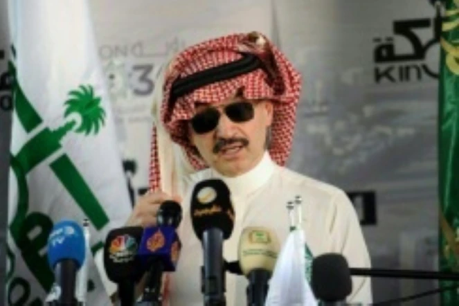 Le prince saoudien Al-Walid ben Talal, lors d'une conférence de presse, le 11 mai 2017 à Jeddah