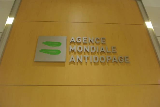 Logo de l'Agence mondiale antidopage pris au siège de l'organisme le 20 septembre 2016 à Montréal  