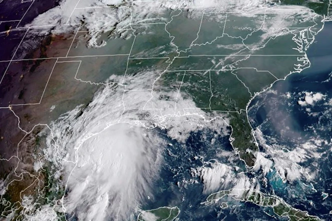 Image satellite de la tempête tropicale Nicholas, devenue ouragan dans la nuit du 13 au 14 septembre 2021, au large des côtes du Texas