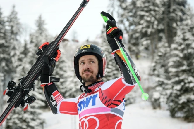 Le 12 janvier 2019 l'Australien Marcel Hirscher sur le podium à l'arrivée du slalom géant lors de la Coupe du monde de ski alpin à Adelboden,en Suisse.