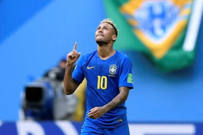 La star brésilienne Neymar contre le Costa Rica à Saint-Pétersbourg, le 22 juin 2018