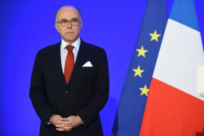 Le ministre de l'Intérieur Bernard Cazeneuve, à Saint Astier, le 19 janvier 2016