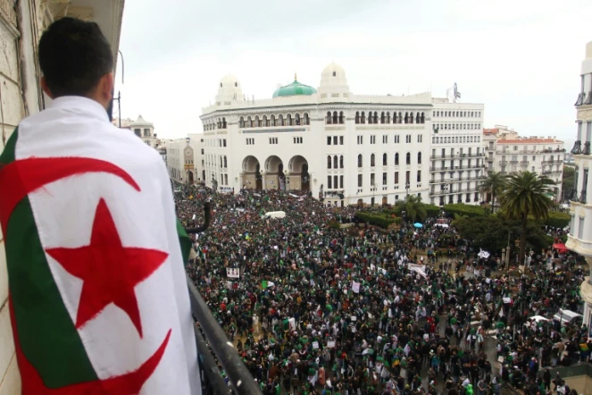Manifestations d'Algériens contre le président Abdelaziz Bouteflika à Alger le 22 mars 2019