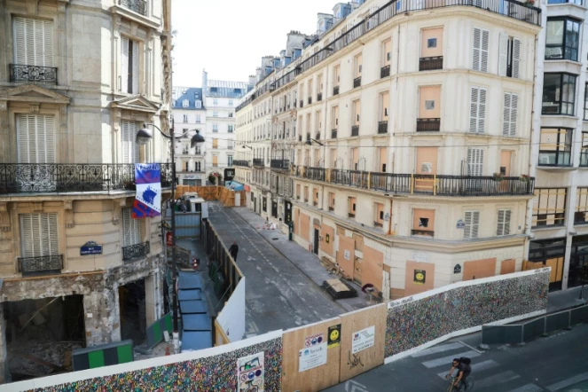 A l'angle des rue Saint-Cecile et de Trévise où une explosion avait tué quatre personnes, le 12 janvier dernier, à Paris le 8 juillet 2019