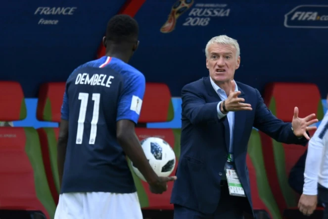 Le sélectionneur de l'équipe de France Didier Deschamps face à l'Australie lors du Mondial, le 16 juin 2018 à Kazan