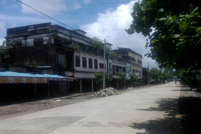 Une rue de Maungdaw, dans l'Etat Rakhine, où les habitants ont été priés par les autorités de rester chez eux, le 25 août 2017