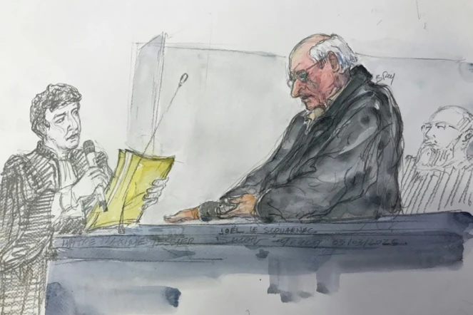 Croquis d'audience du chirurgien pédocriminel Joël Le Scouarnec (à droite) à son procès, le 5 mars 2025 à Vannes, dans l'ouest de la France 
