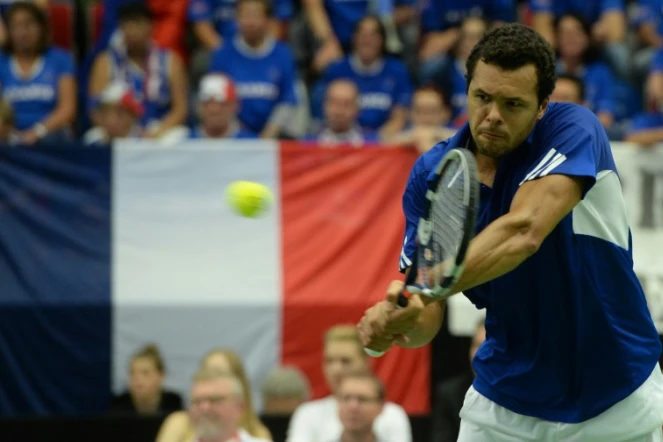 Le Français Jo-Wilfried Tsonga lors du quart de finale de la Coupe Davis, à Trinec en République tchèque, le 17 juillet 2016