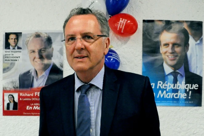 Le ministre de la Cohésion des Territoires Richard Ferrand en campagne pour les législatives à Telgruc-sur-Mer, dans l'ouest de la France, le 2 juin 2017