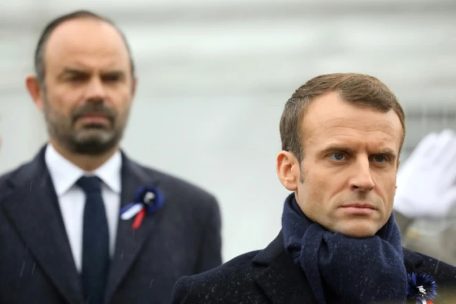 Le président Emmanuel Macron (D) et le Premier ministre Edouard Philippe le 11 novembre 2018 à Paris 