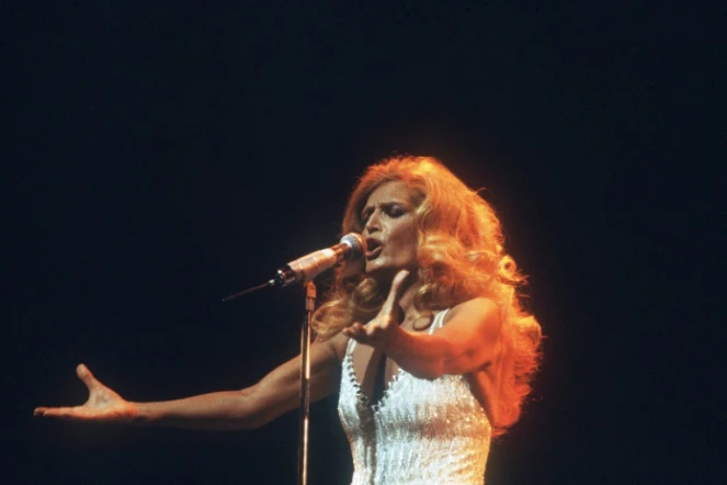 Dalida sur la scène de l'Olympia à Paris le 18 mars 1981