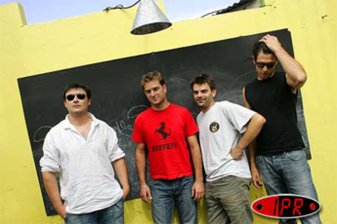 Jeudi 4 août 2005

Le groupe de rock réunionnais Fouchtra sera en concert vendredi 5 août à la Ravine