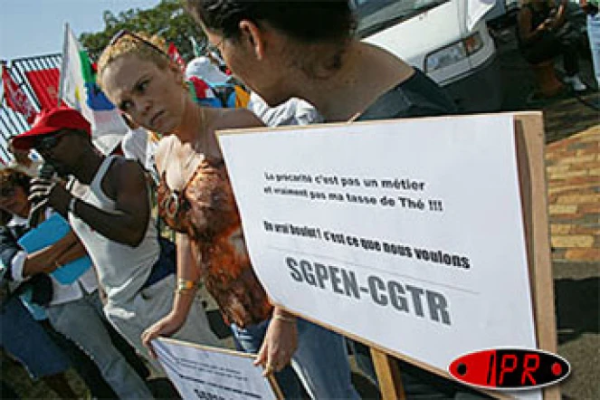Jeudi 1er septembre 2005 -

La FSU dénonce les emplois précaire et le manque de moyens de l'Éducation nationale