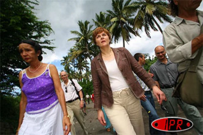 Jeudi 22 février 2007

Dominique Voynet en campagne électorale à La Réunion