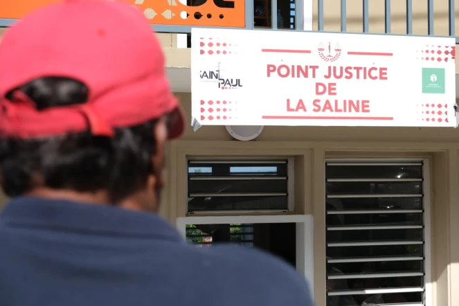 Inauguration point justice la Saline