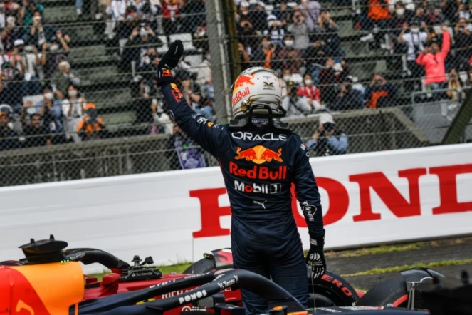 F1: Verstappen en pole au Japon et en route pour le titre  