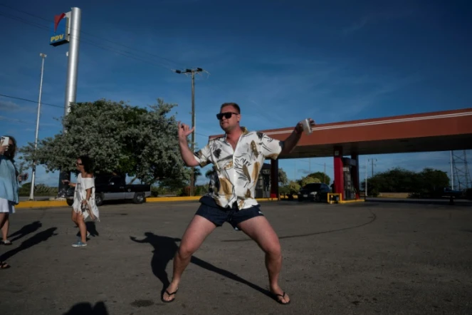 Guerre oblige, les touristes russes débarquent sur les plages paradisiaques du Venezuela