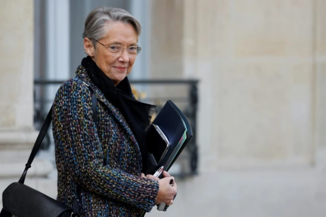 Borne sur France 2: l'heure de convaincre sur les retraites
