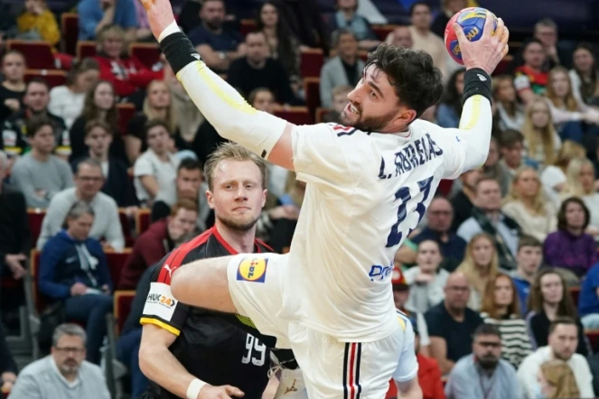 Mondial de hand: les Bleus face aux multiples défis suédois en demies 