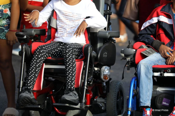 education handicapé scolaireen école primaire