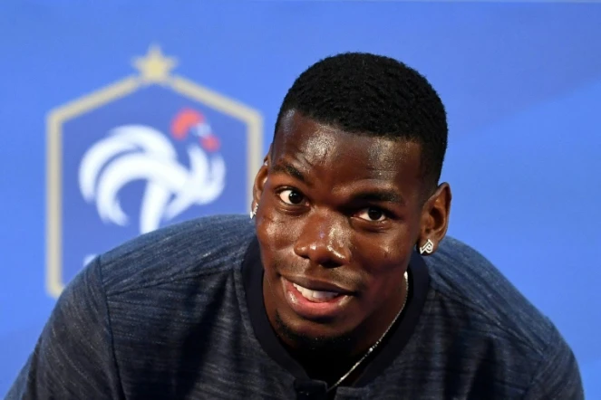 Le milieu de terrain français Paul Pogba pendant une conférence de presse à Istra au Mondial le 12 juillet 2018