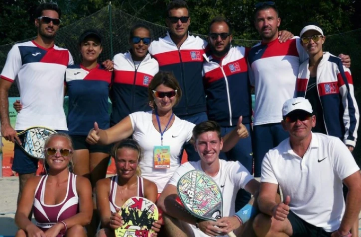 Sélection beach tennis