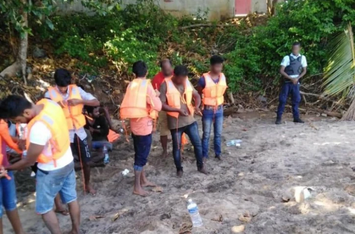 Lundi 27 mai 2019 - Mayotte : 18 migrants Sri-lankais débarquent dans le sud (Photo : DR/France Mayotte Matin)