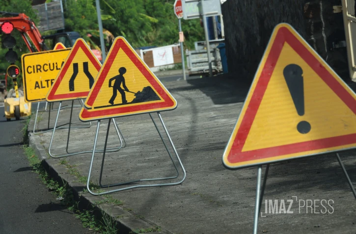 panneau de travaux 