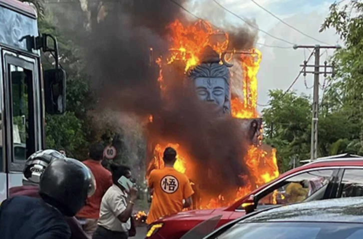 Drame à Maurice : six pélerins morts et 17 blessés après l'incendie d'un char traditionnel hindou