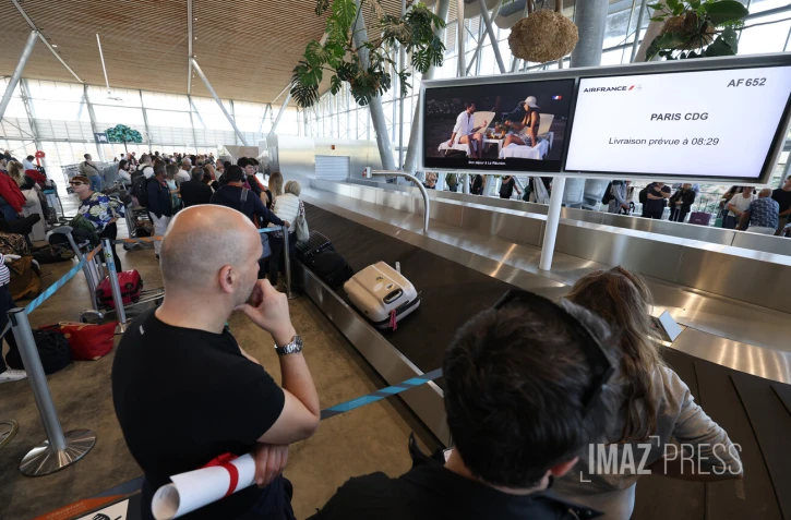 nouvel aérogare arrivée passagers gillot 