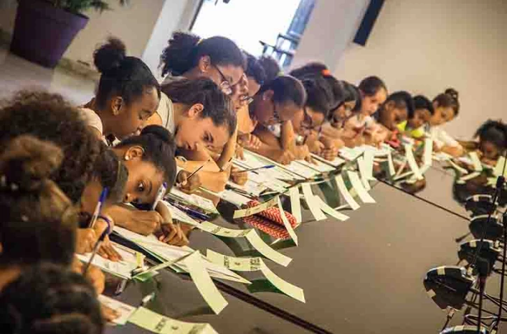 Place à l'orthographe au Port