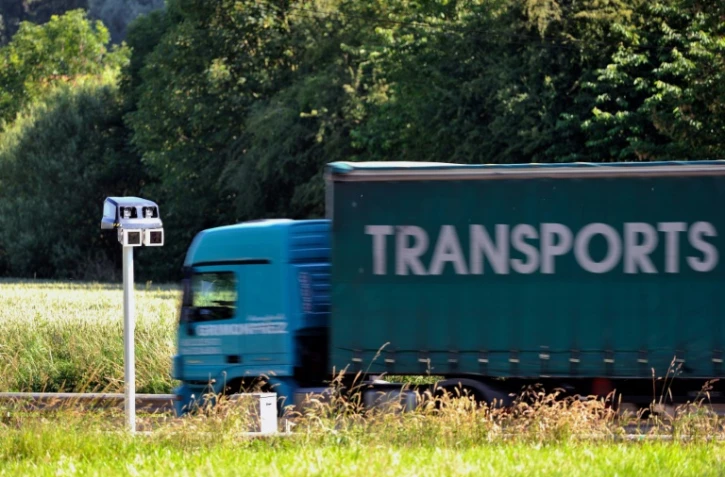 Les chauffeurs-routiers attendent avec impatience la fin d'un confinement pour les restaurants qui a fortement dégradé leurs conditions de travail