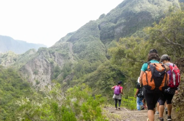 immersion au coeur du cirque de mafate 